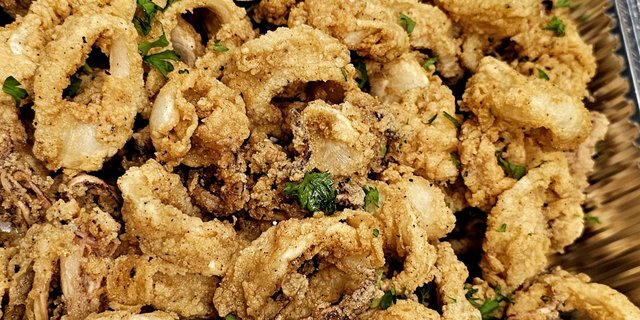 Fried Calamari Scarpariello