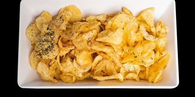 Parmesan-Herb Chips