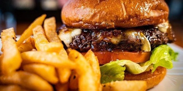 Bacon And Brie Burger