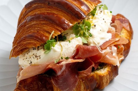 Brie & Prosciutto Croissant Sandwich