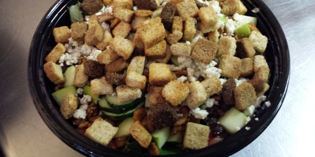 Moxies Harvest Salad