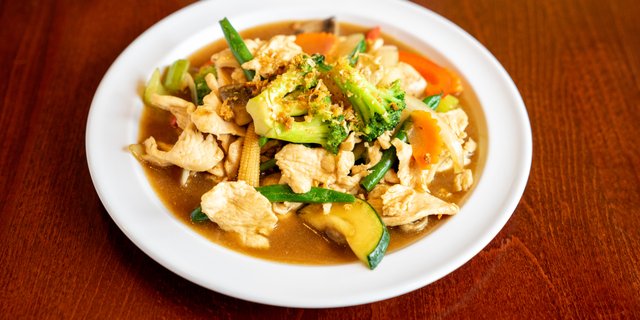 Giggling Rice Thai Catering in Brookline, MA - 1009 Beacon St ...