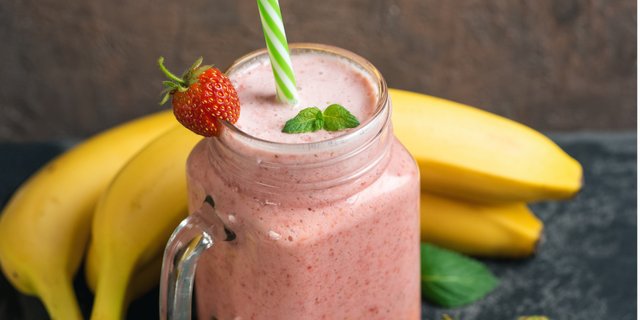 Banana Strawberry Smoothie