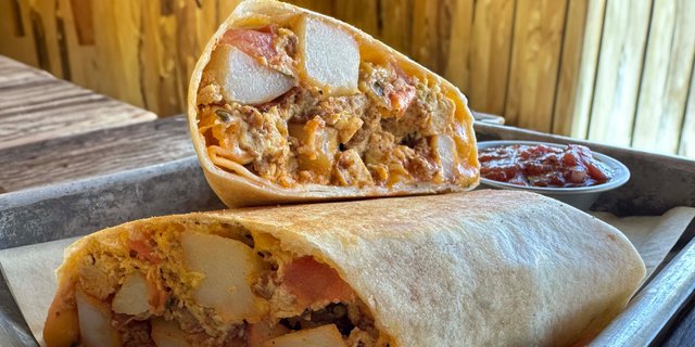 Chorizo con Papas Breakfast Burrito