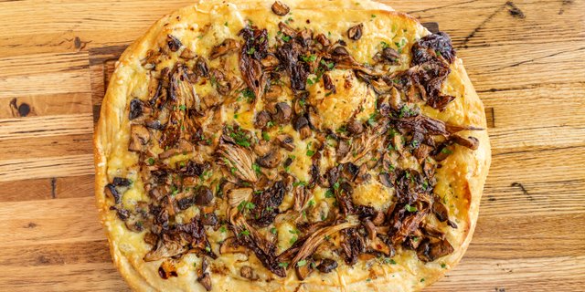 Roasted Mushroom Grandma Pie