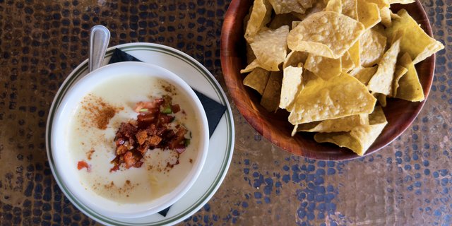 CLR Queso Tray