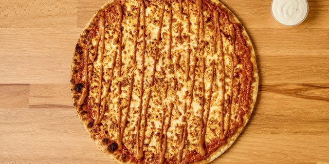 Paneer Butter Masala Gluten-Free Pizza