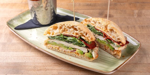 Vegan Chipotle Chicken Club Platter