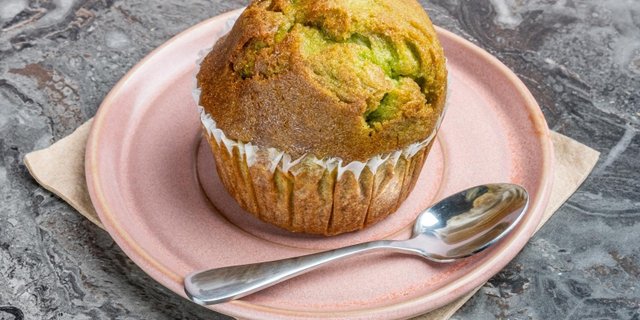 Pistachio Muffin