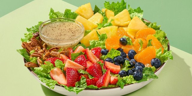 Strawberry Poppyseed Salad Boxed Lunch