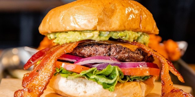 Bacon Avocado Burger