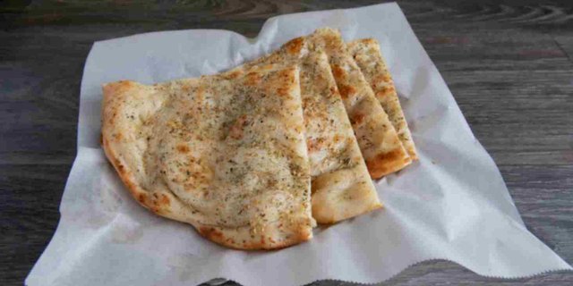 Garlic Herbal Naan