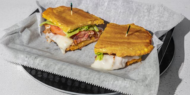 Patacon Sandwich