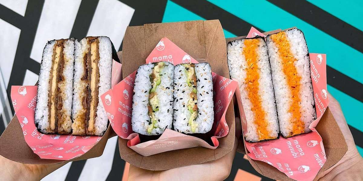 Mama Musubi