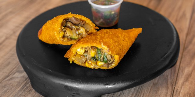 Fried Veggies & Mushrooms Empanada
