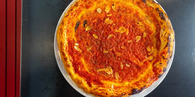 Vegan Tomato Pizza