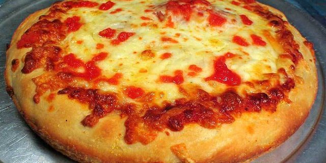 Two Thumbs Up Deep Dish Pizza