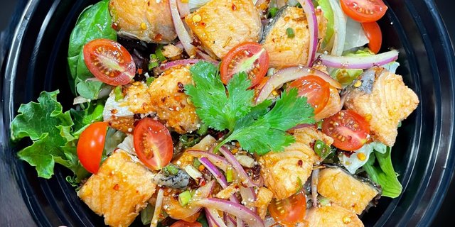 Larb Salmon Salad