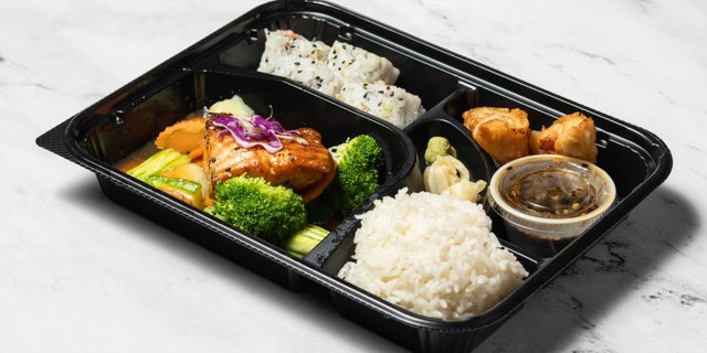 Grilled Salmon Terriyaki Boxed Lunch