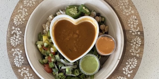 Darling Lia Bowl