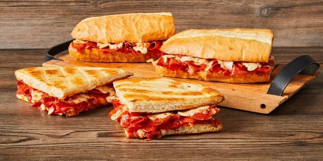 Pizzaroni Hoagie