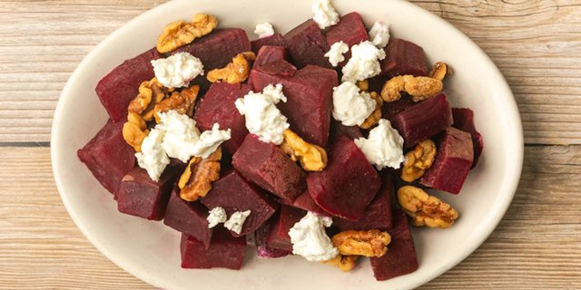Beets With Goat Cheese And Walnuts