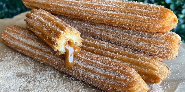 Dulce De Leche Churro