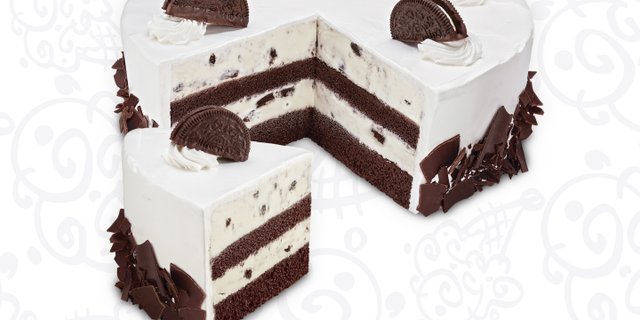 Cookies & Creamery Cake