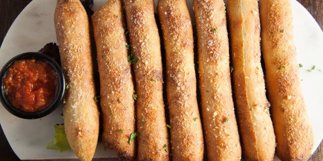 Breadsticks Tray