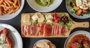 Stelliana Bakery & Cafe