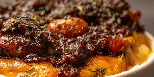 Oxtail Baked Mac & Cheese