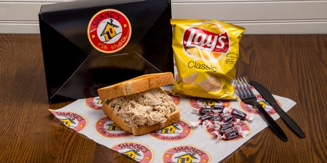 Boxed Lunch w/ Chips