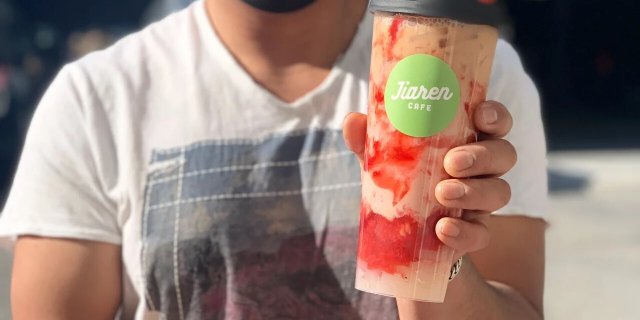 Strawberry Black Milk Tea