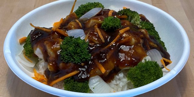 Garlic & Ginger Chicken Rice Bowl