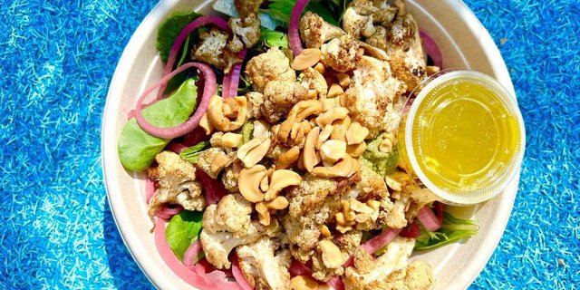 Cauliflower & Quinoa Bowl