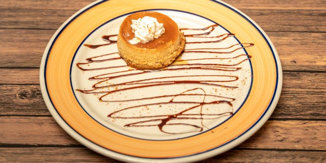 Flan Napolitano