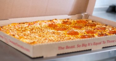 Snappy Tomato Pizza