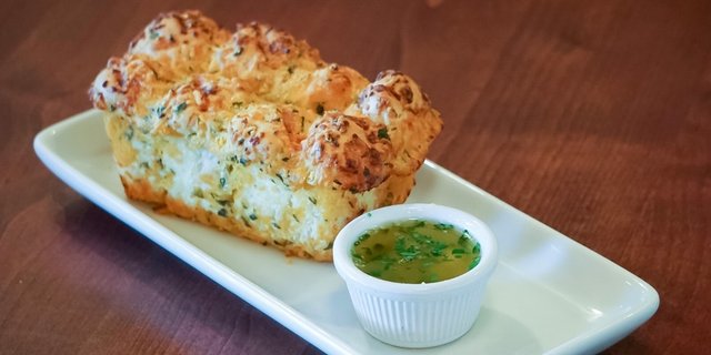 Truxton’s Monkey Bread