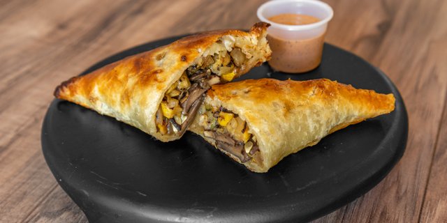 Baked Veggies & Mushrooms Empanada