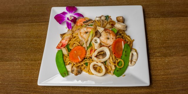 Lo Mein