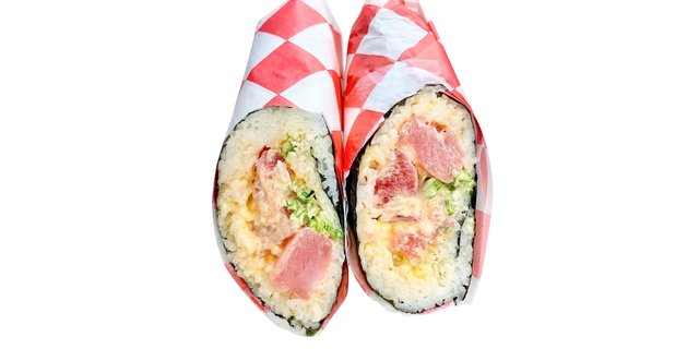 Spicy Tuna Sushi Burrito