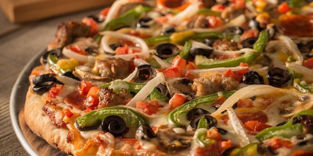 Everest Pizza