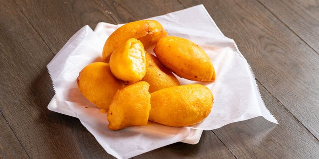 Dozen Cheese Empanadas