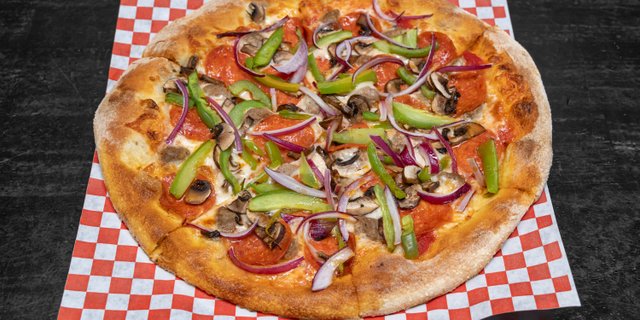 DE Combo Pizza