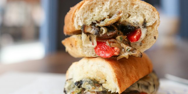 Mushroom Cheese"steak" Sandwich