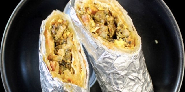 Chicken Egg Roll