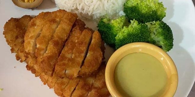 Crispy Chicken Fan Tray