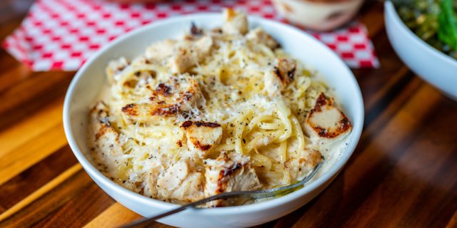 Roasted Chicken Alfredo Pasta