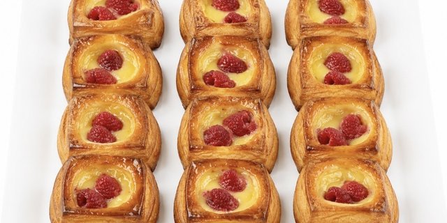12 Mini Raspberry Lemon Danish