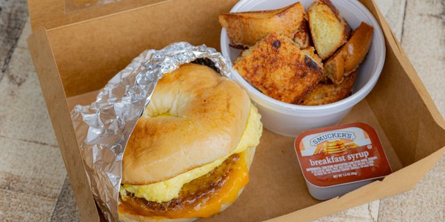 Bagel Breakfast Sandwich Box